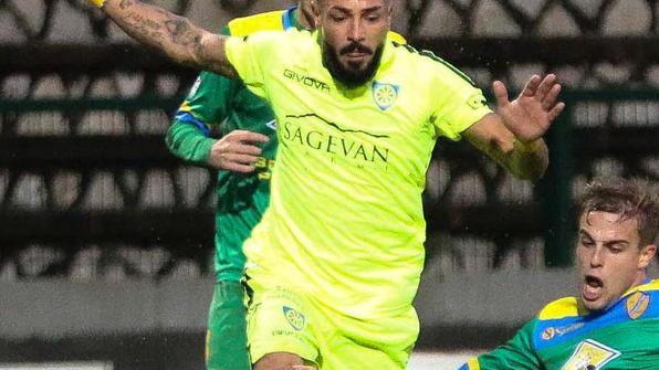 È finita l’era Caccavallo Il campione firma l’addio