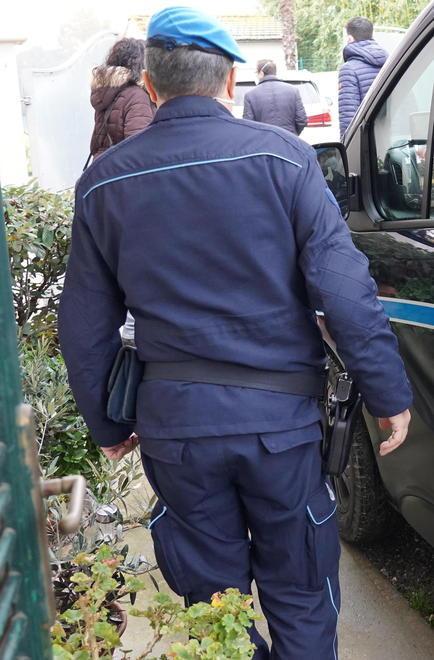 Un paramedico viene scoperto mentre porta droga dentro al carcere 