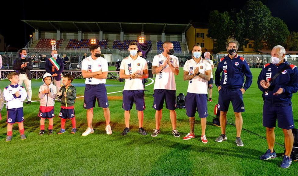 A Cecina lo stadio all'inglese da 1,2 milioni. Il sindaco Lippi festeggia con la sua band