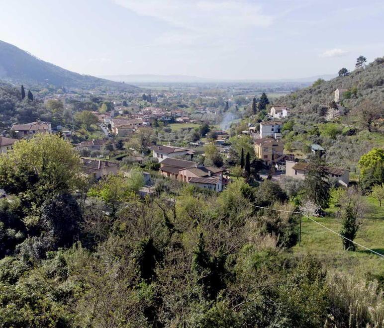 Bloccati sospetti piromani, uno con un'arma abusiva 
