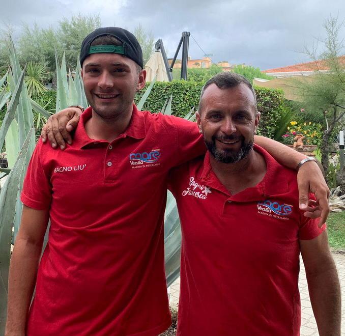 Da sinistra Federico Focacci (bagno Liù) e Luca Salvatori (bagno Francesco)