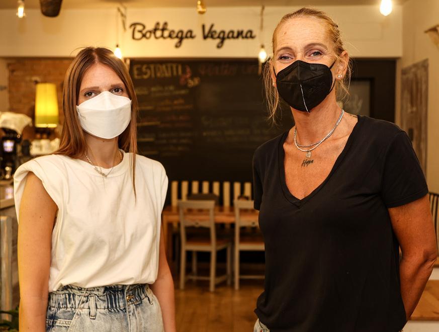 L’esordio del green pass a Modena: «Niente drammi, l'importante è lavorare» 