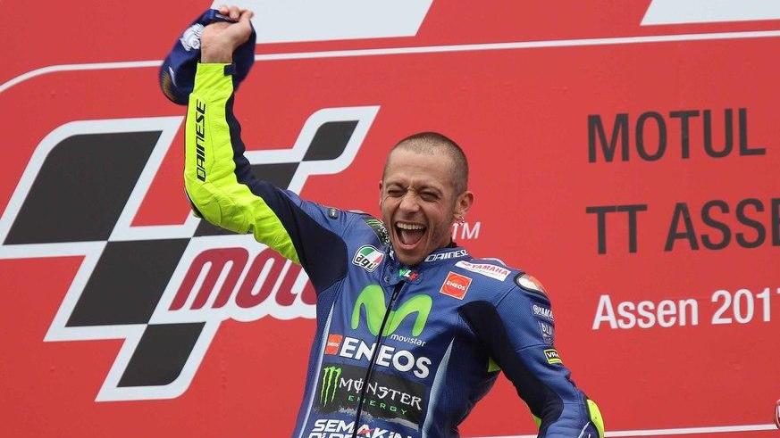 Valentino Rossi annuncia il ritiro: è stato fantastico ma ora mi fermo