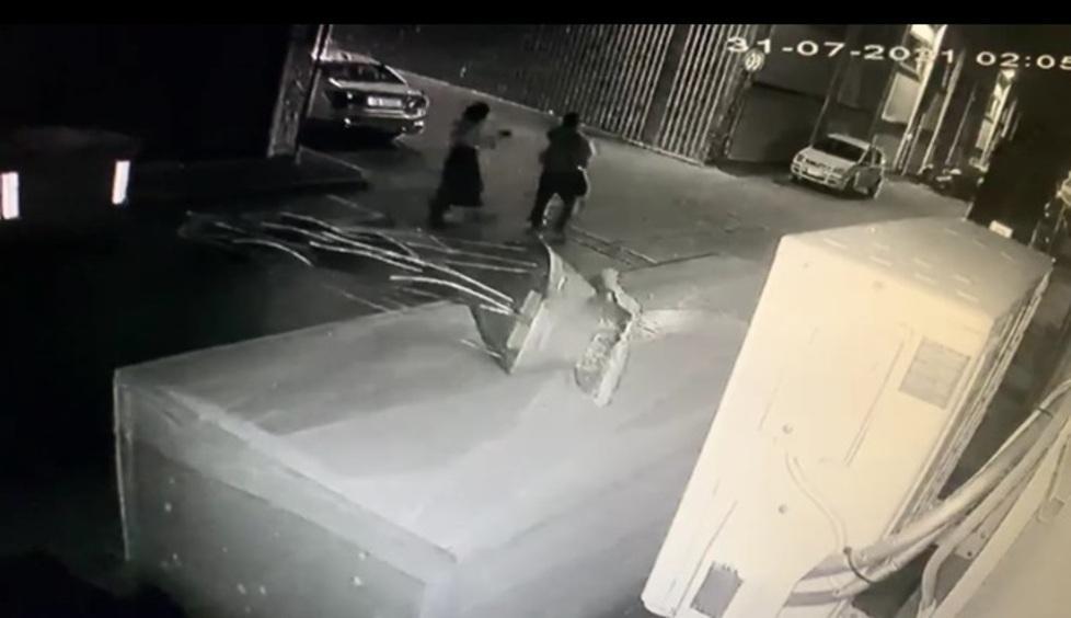 Veliero rubato al Nostromo, i ragazzi si scusano di persona