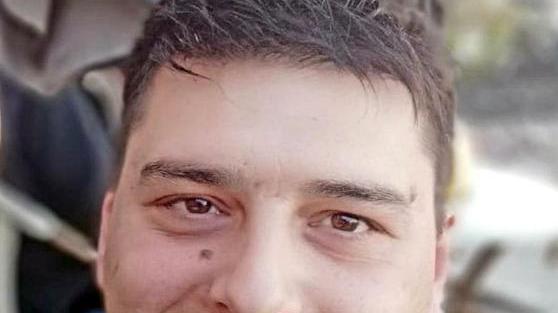 Morto a 40 anni in moto Stamane l’ultimo saluto