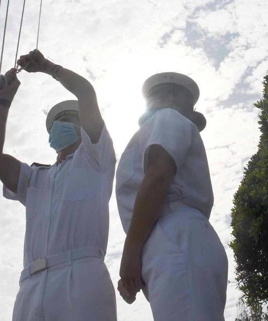 Issata alla Rotonda la Bandiera blu Il sindaco: grande lavoro di squadra 