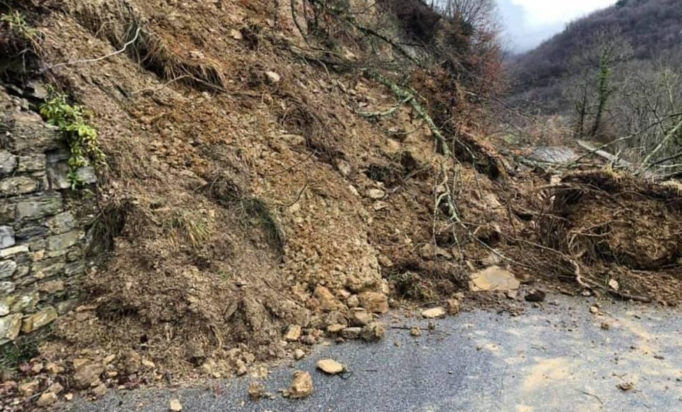 Liberata dalla frana di gennaio la strada tra Posara e Moncigoli 