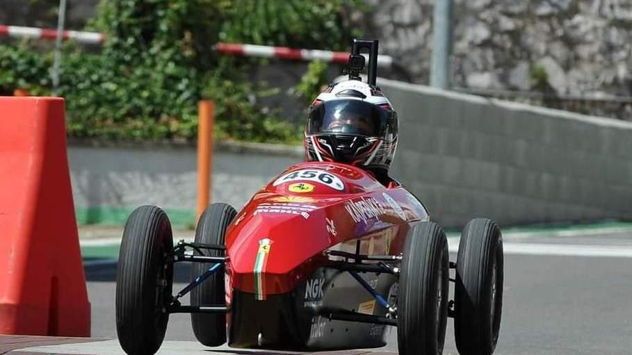 Al Castellaccio con i “carretti” come Ferrari È lo speed down