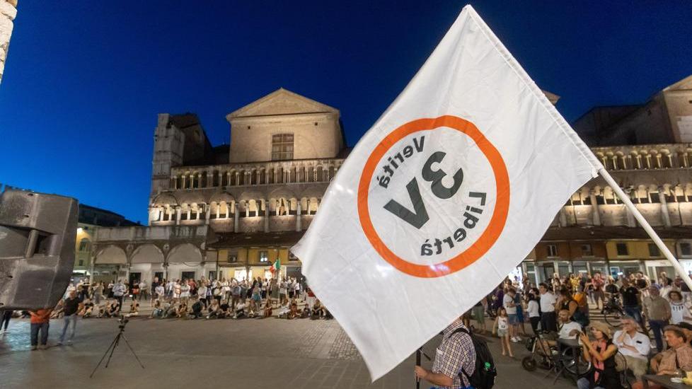 Buoni affitto e per la spesa ai più poveri
