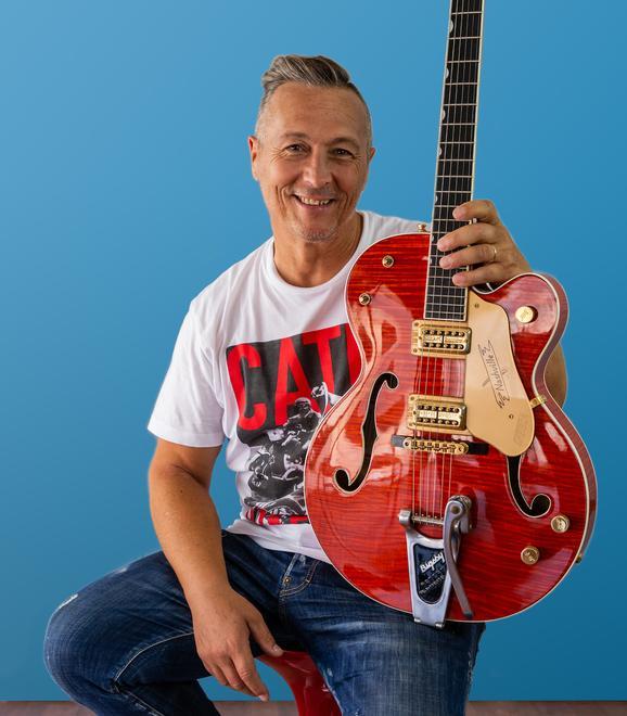 Paolo Belli scala lo Stelvio e le classifiche musicali