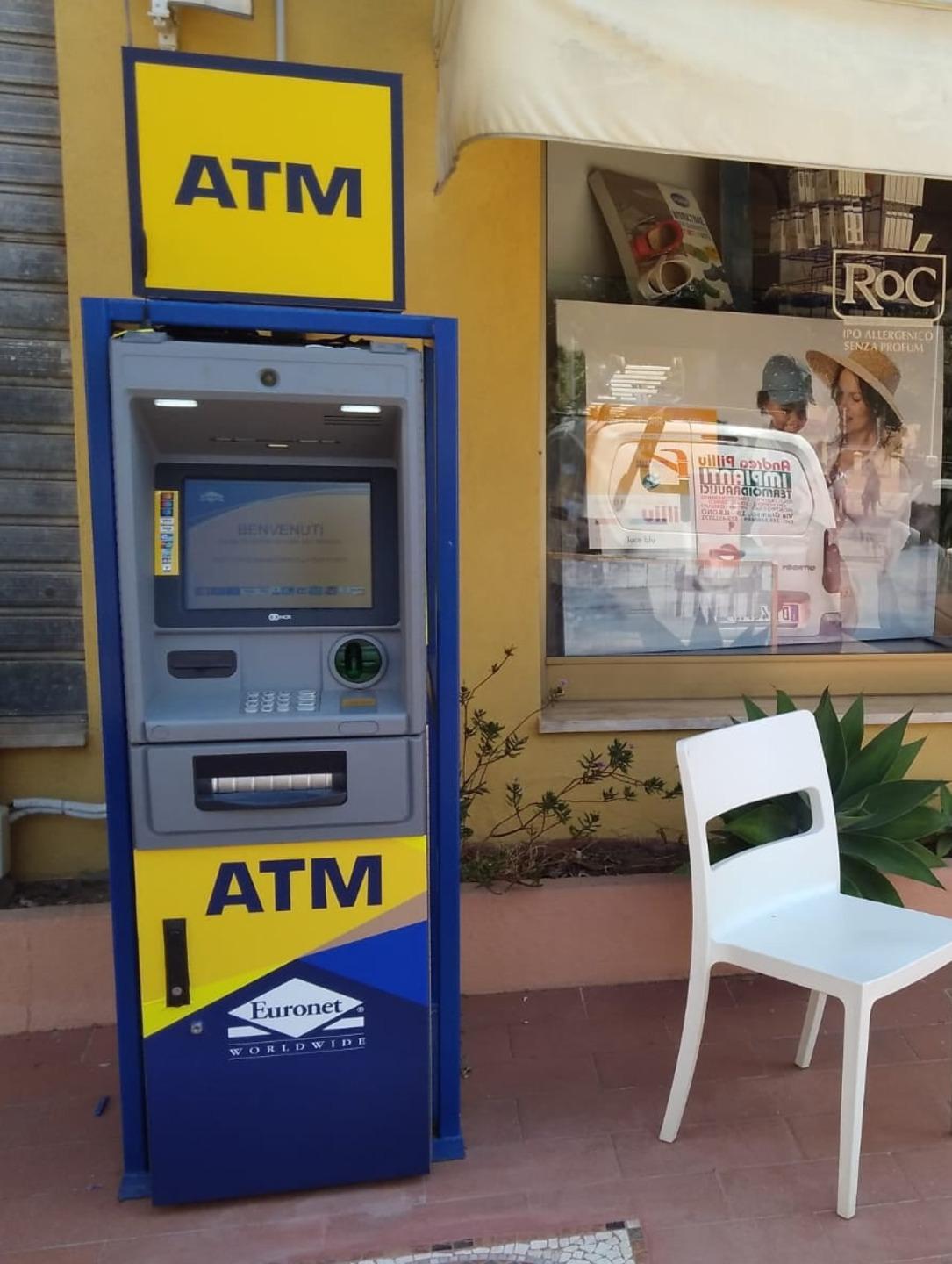 Arriva il primo sportello bancomat 