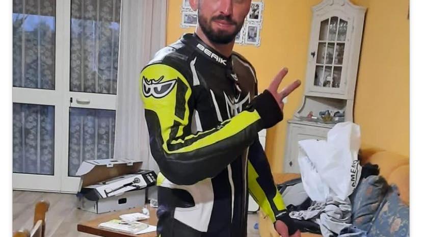 Muore a 36 anni in moto sulla statale della Cisa