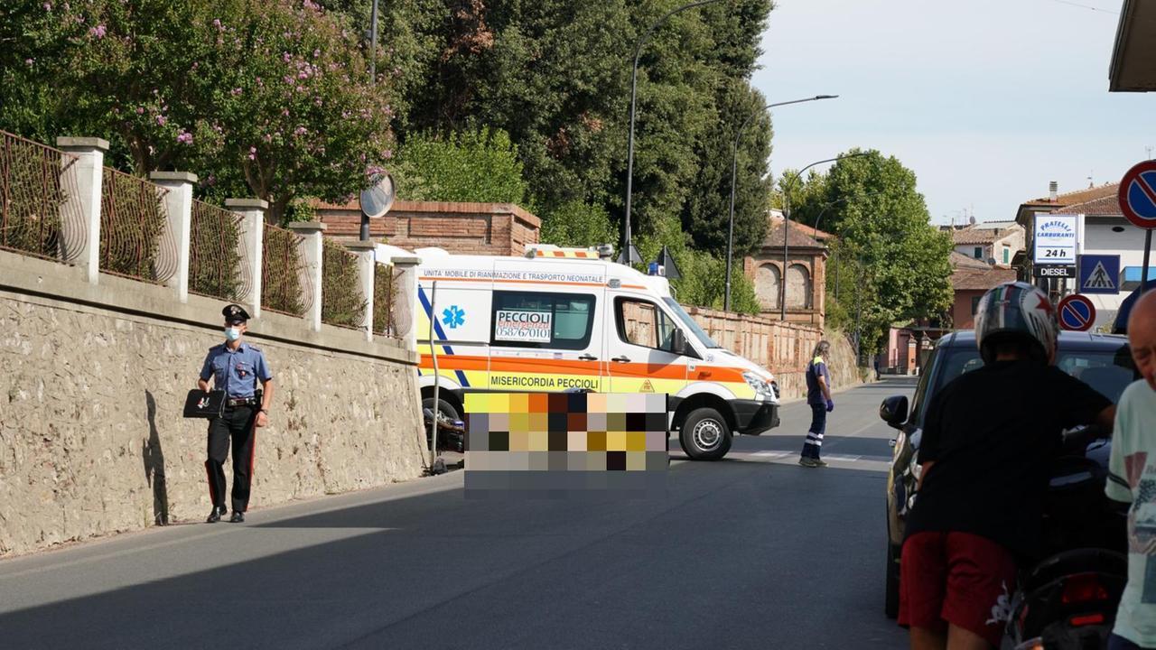 Il punto di via Volterrana a Capannoli dov'è caduto il motociclista (Foto Franco Silvi)