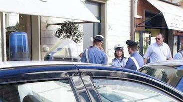 Furto da 100mila euro nella villa delle vacanze