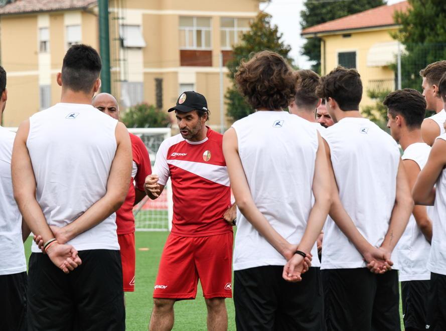 Lucchese, il ripescaggio in C ora è ufficiale Domani i nuovi gironi e il calendario 