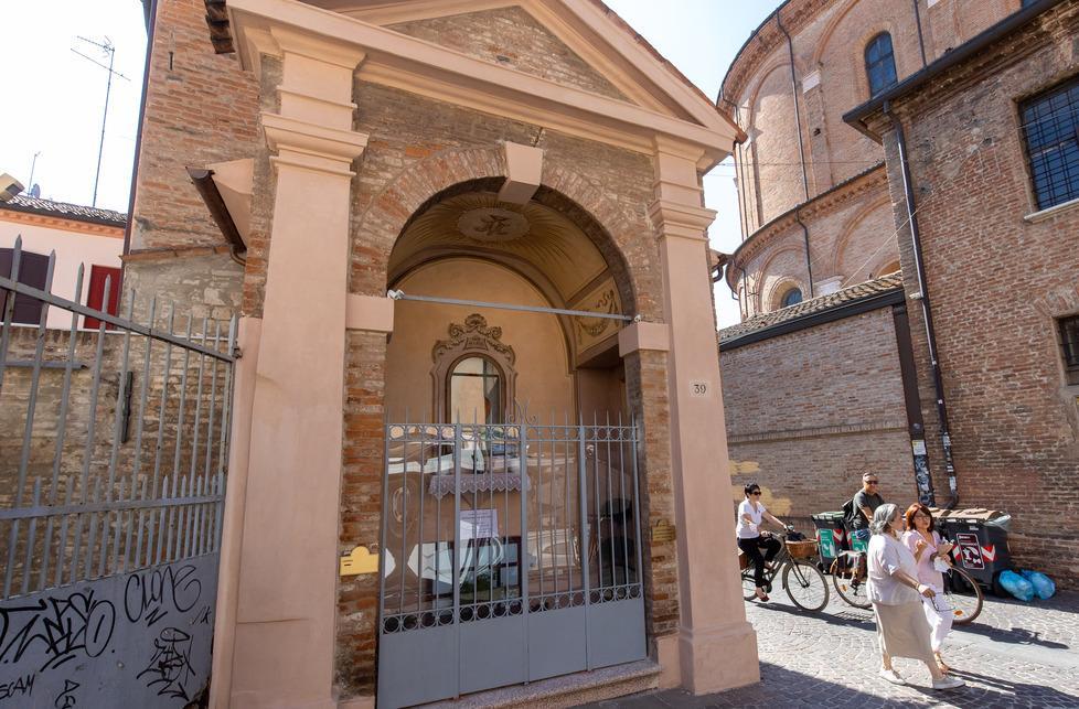 Inaugurazione del rinnovato capitello mariano