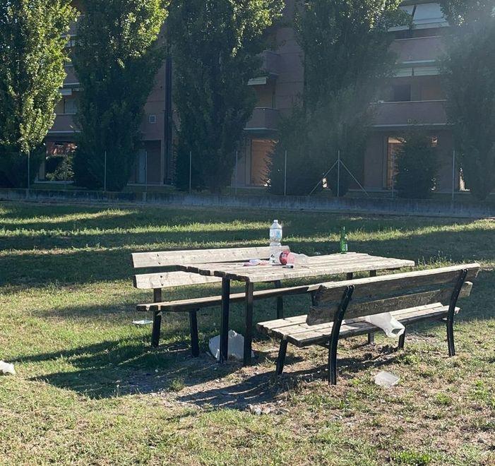 Parco della Resistenza vittima dei barbari dei rifiuti 