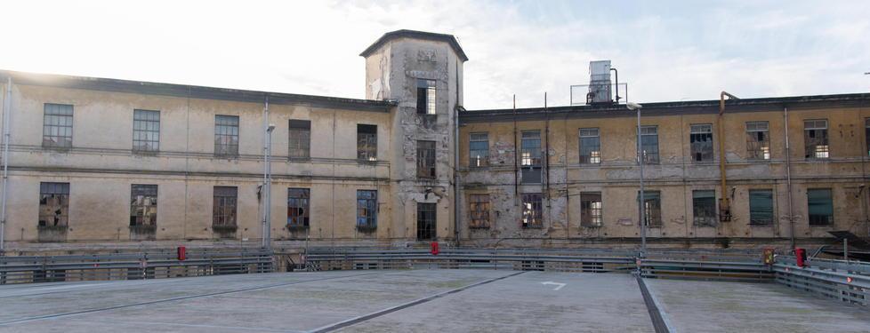 La Manifattura sud come appare oggi, in stato di abbandono