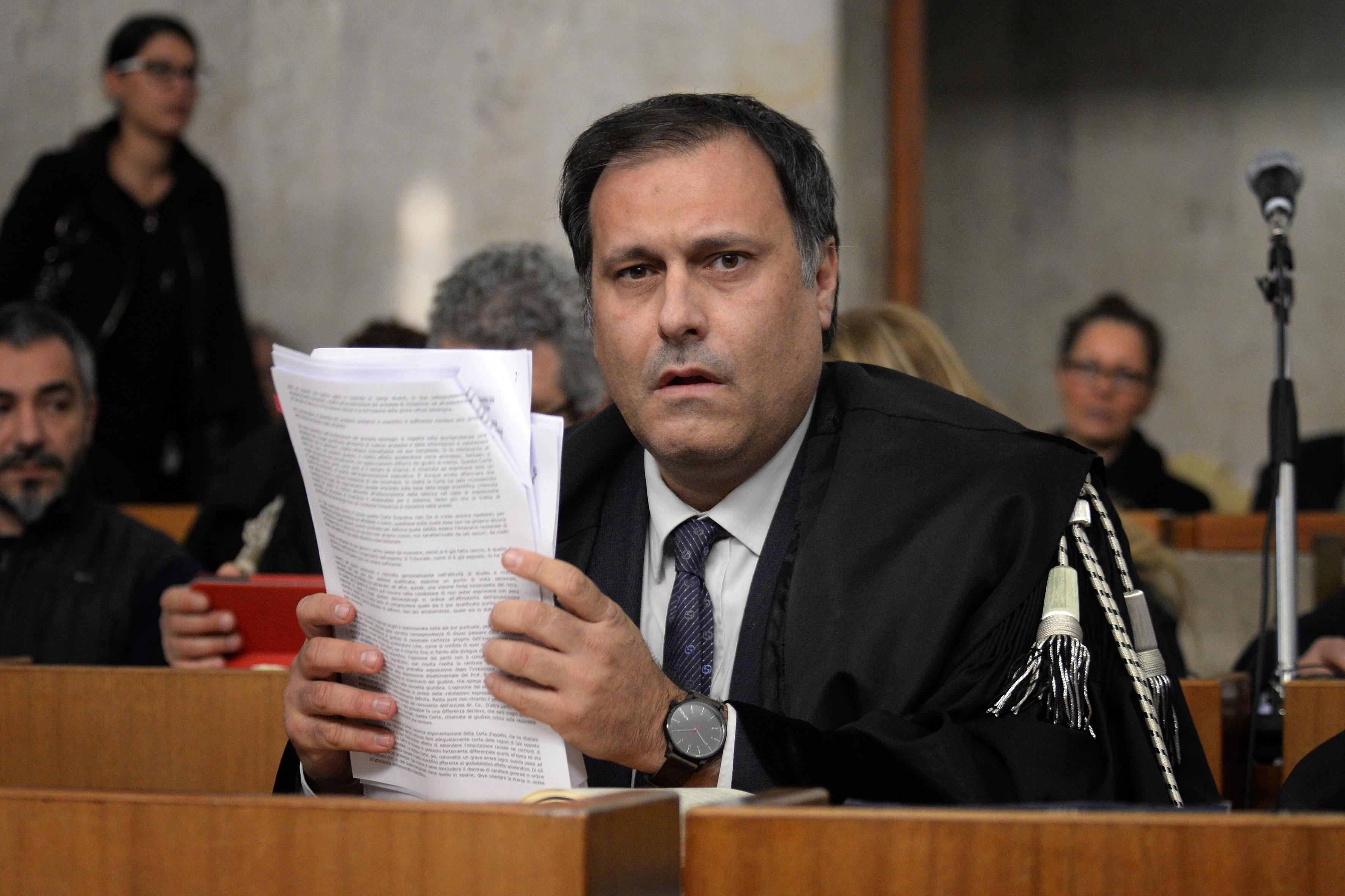 L'avvocato Riccardo Lottini