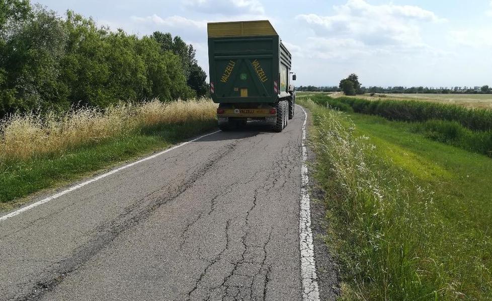 «Strade martoriate e fondi inadeguati: serve un consorzio di agricoltori» 