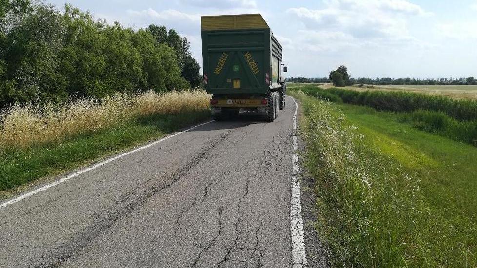«Strade martoriate e fondi inadeguati: serve un consorzio di agricoltori»
