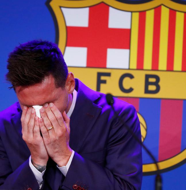 Messi in lacrime: «Vado via, ma il mio cuore resta con voi» 