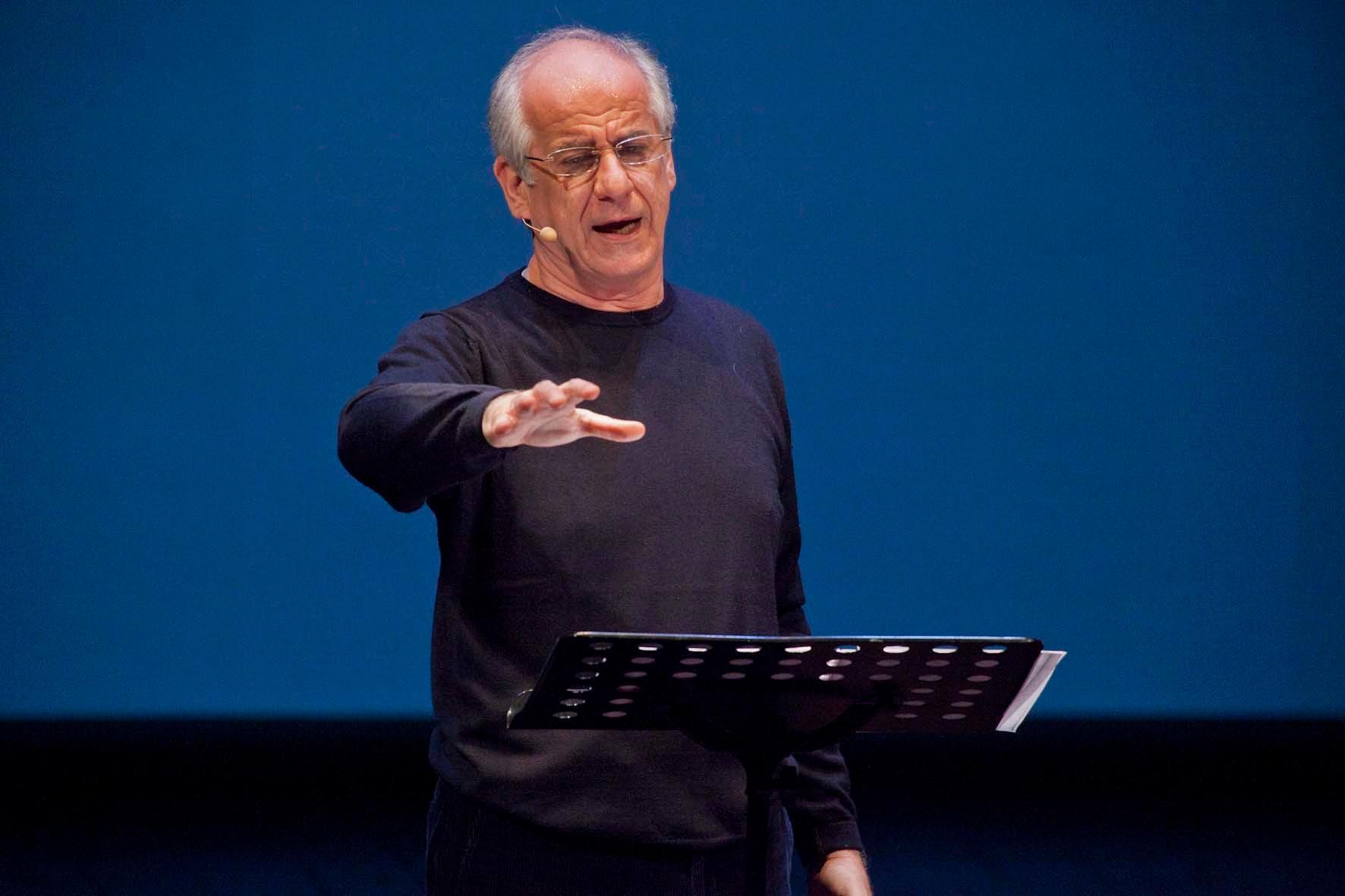 Toni Servillo sarà protagonista questa sera sul piazzale del Fosso a Barga
