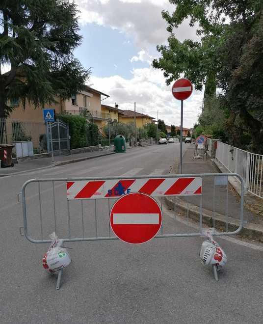 Malumori per i sensi unici tra via Rimini e via Milano 