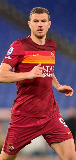 Tutti i dubbi di Messi tengono Parigi con il fiato sospeso Dzeko verso l’Inter 