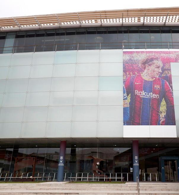 Parigi si blocca per l’arrivo di Leo Messi Ora il Psg non può mancare gli obiettivi 