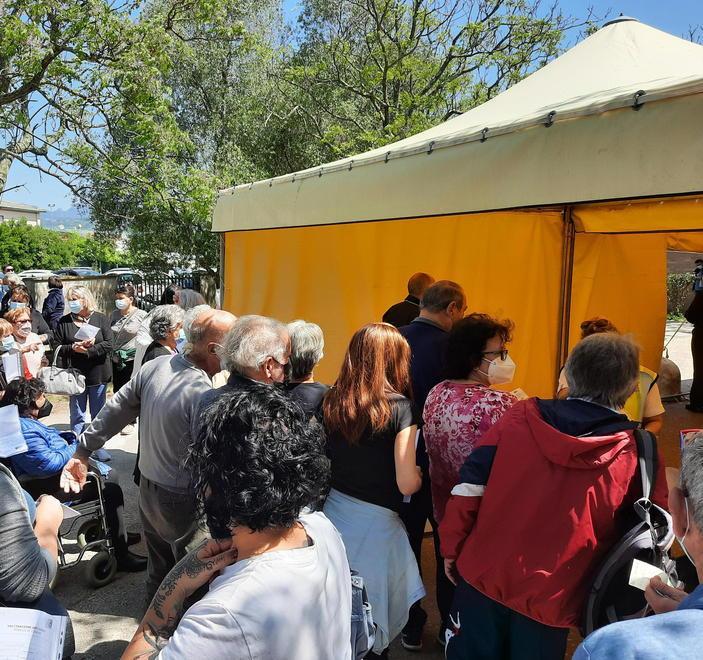 La Asl ricorda: vaccinazioni solo se prenotate nel portale 