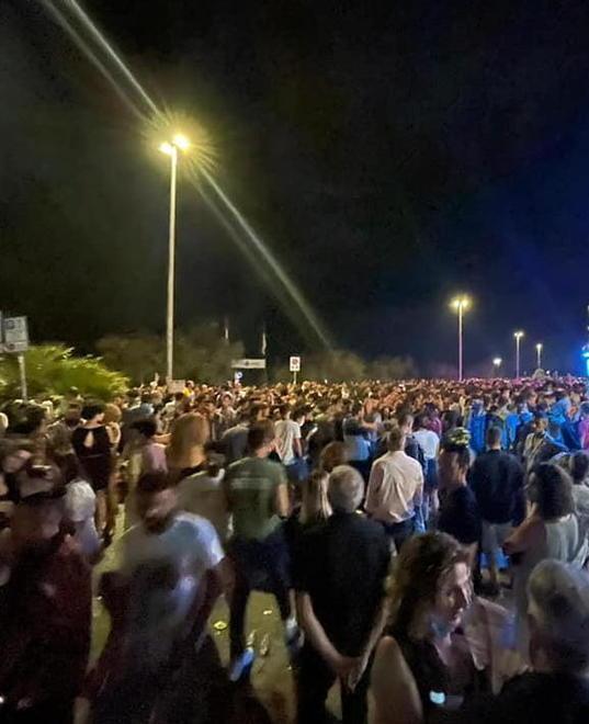 Non rispetta l’ordinanza sulla musica, denunciata 