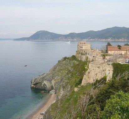 Via libera al restauro di Forte Falcone, Linguella e Porta a mare 