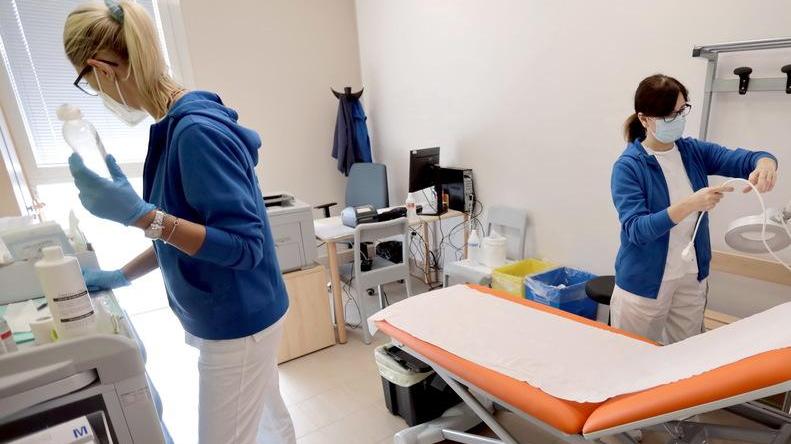 Infermieri, assunzioni bloccate nonostante i ricoveri per Covid