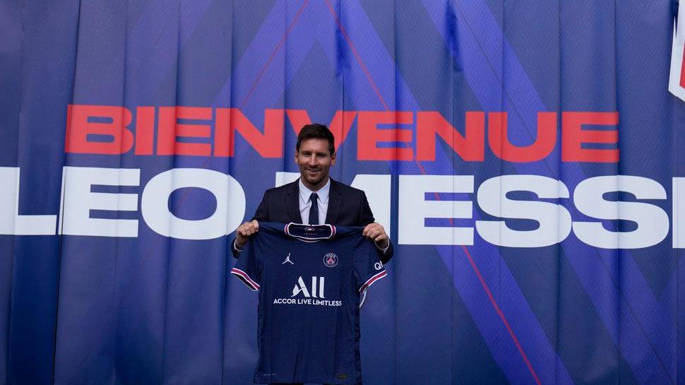 Un sorriso vale 70 milioni Così il Psg del faraone asciuga le lacrime a Messi