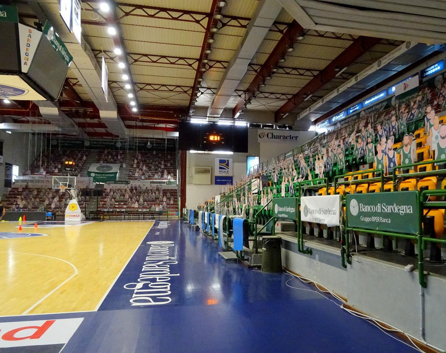 Palazzetto, il cantiere non riparte 