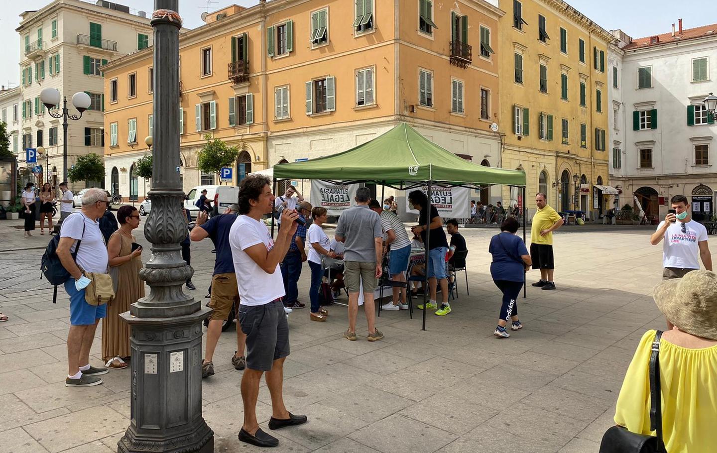 Eutanasia legale, tour per le firme nel Sassarese 