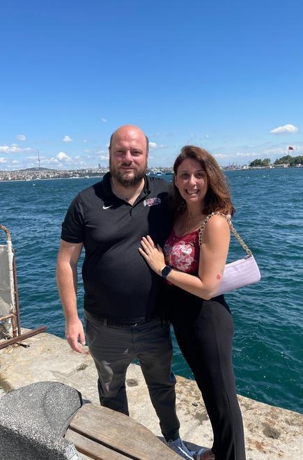 Alessandro Petrini con la moglie Ilaria Russo