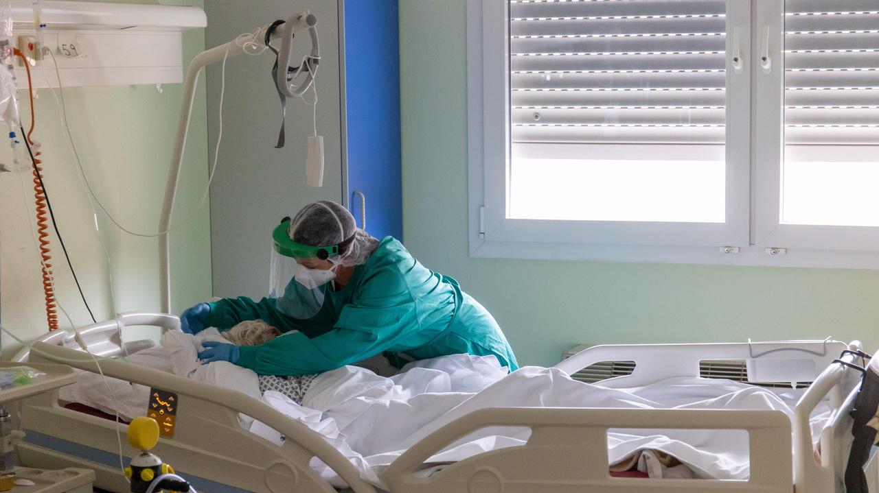 Pandemia, vaccino ai ricoverati: l'Asl immunizza sette degenti