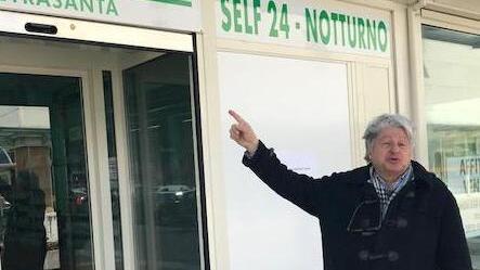 Niente tamponi alla farmacia comunale «Non abbiamo spazi»