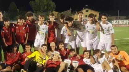 Entusiasmo sugli spalti a Porcari per il primo Bada football trophy