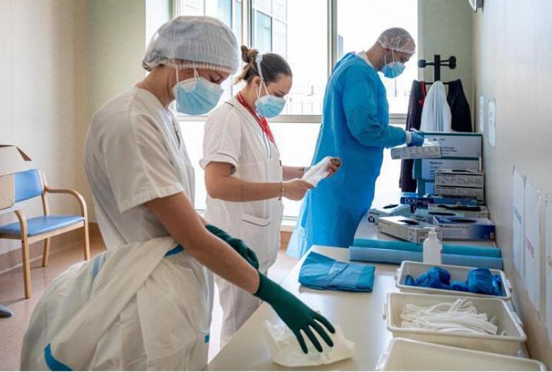 Più contagi, tre regioni a rischio: c'è anche la Toscana, ma l'Italia resta bianca 