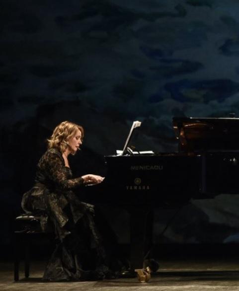 Una foto di Laura Pasqualetti al Goldoni (foto Bizzi/Trifiletti)