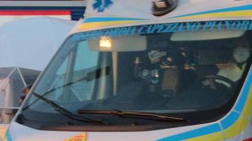 Salvato da un agente con il massaggio cardiaco