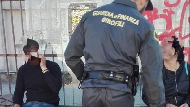 Due etti di droga sequestrati grazie ai cani