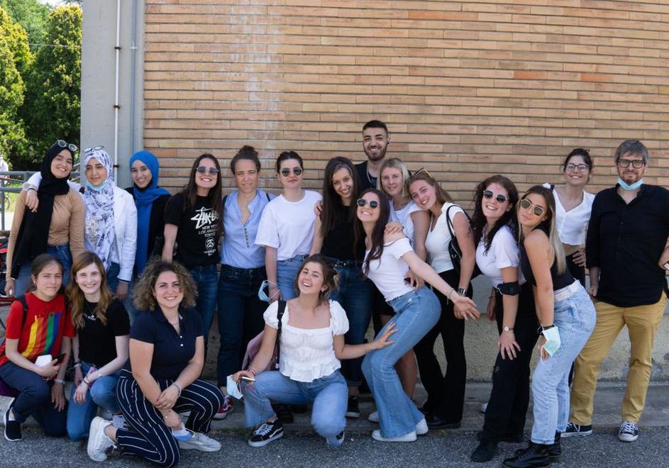Giovani oss subito al lavoro