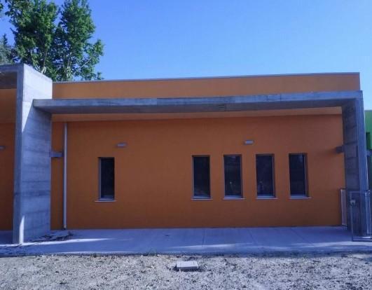 Mirandola. Travi da controllare, ma non c’è tempo Il Comune demolisce un pezzo di scuola 