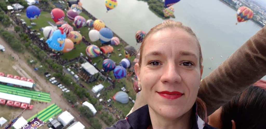 Elisa, sbalzata durante il volo in mongolfiera, scriveva: "Volare mi fa sentire libera" 