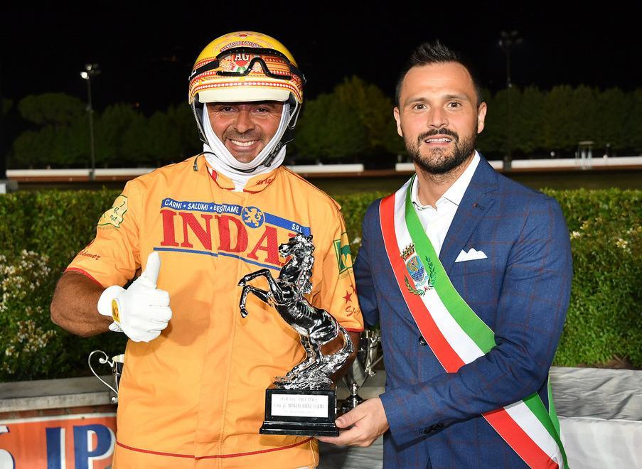 Gran Premio, bis di Vernissage Grif il figlio di Varenne batte Billie de Montfort 