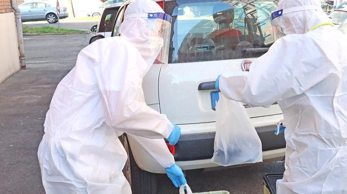 Con il test del Covid positivo non andare all’ospedale